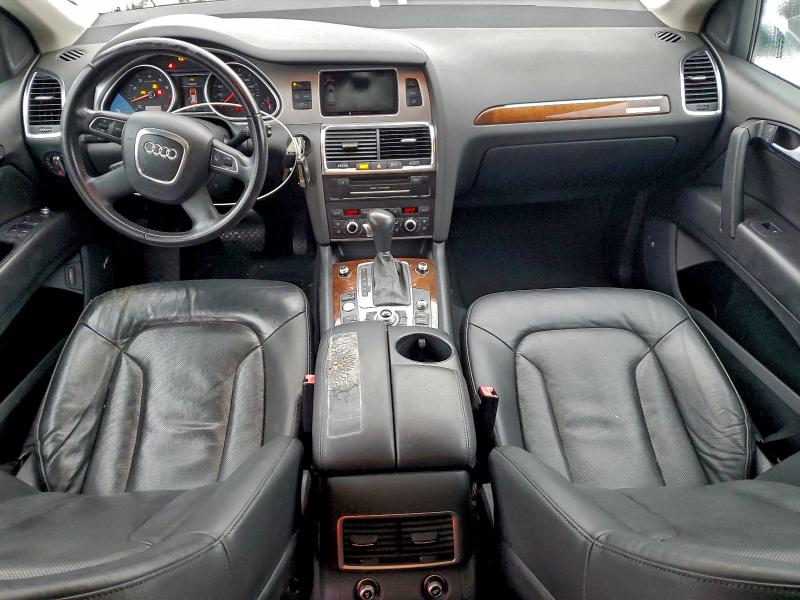 Photo 8 from auction – 2011 AUDI Q7 PRESTIG with VIN WA1DGAFE4BD003530