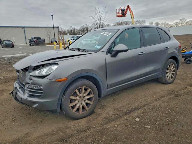 PORSCHE CAYENNE 2011 with VIN WP1AA2A22BLA05102 - Photo from auction