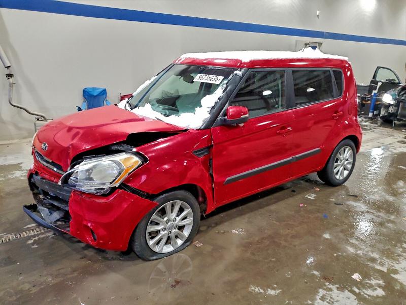 KIA SOUL + 2013 with VIN KNDJT2A66D7542503 - Photo from auction