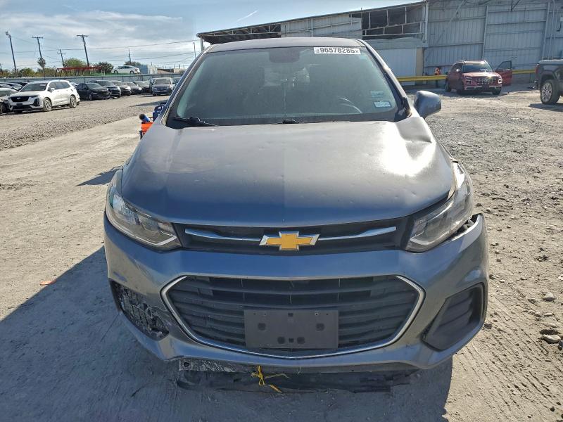 Photo 5 from auction – 2020 CHEVROLET TRAX LS with VIN 3GNCJKSB8LL332061