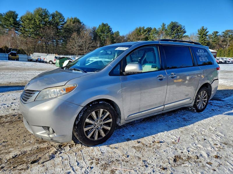 TOYOTA SIENNA 2013 with VIN 5TDDK3DC9DS052389 - Photo from auction