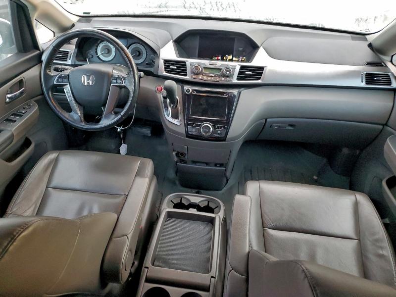 Photo 8 from auction – 2015 HONDA ODYSSEY EX with VIN 5FNRL5H63FB030690