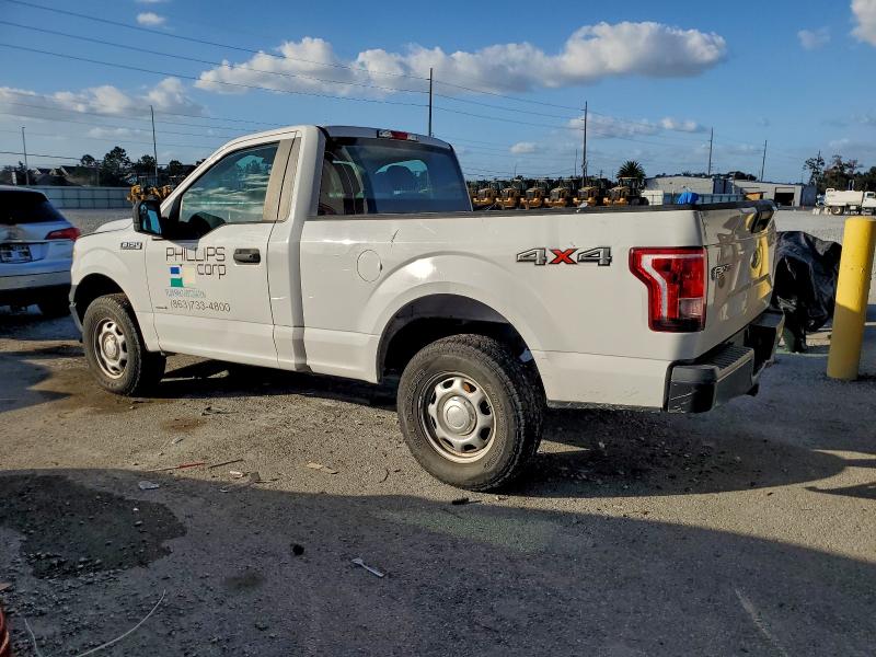 Foto 2 de la subasta – 2017 FORD F150 con VIN 1FTMF1EP0HFC12286