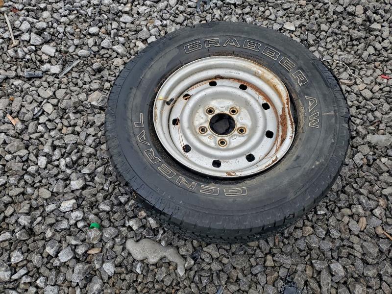 Photo 12 from auction – 2001 FORD F150 SUPER with VIN 1FTRW08L01KB67260