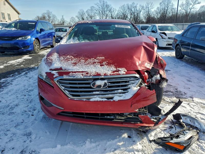 Photo 5 from auction – 2017 HYUNDAI SONATA SE with VIN 5NPE24AF5HH533132