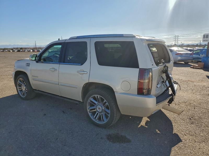 Zdjęcie 2 z aukcji – 2013 CADILLAC ESCALADE P z VIN 1GYS4CEF4DR258092