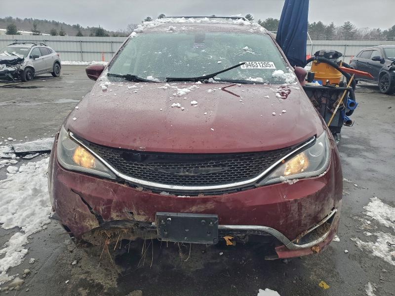Photo 5 from auction – 2019 CHRYSLER PACIFICA T with VIN 2C4RC1BG0KR554338