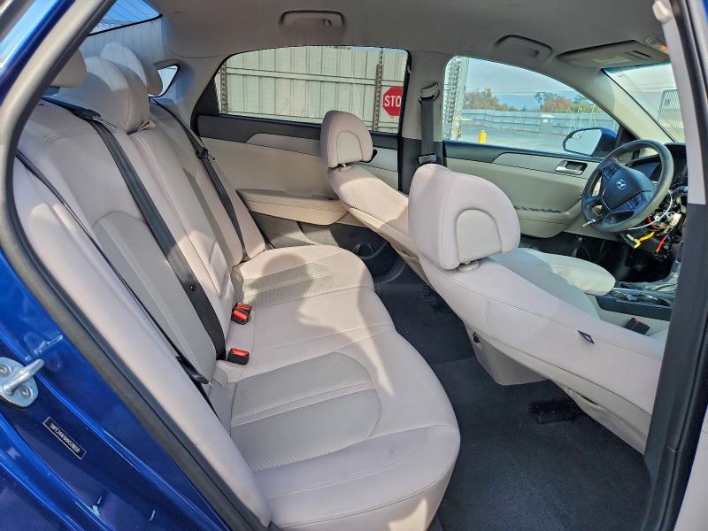 Photo 10 from auction – 2017 HYUNDAI SONATA SE with VIN 5NPE24AF6HH578659