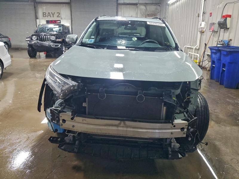 Photo 5 from auction – 2020 TOYOTA RAV4 XLE with VIN 2T3P1RFV1LC124802