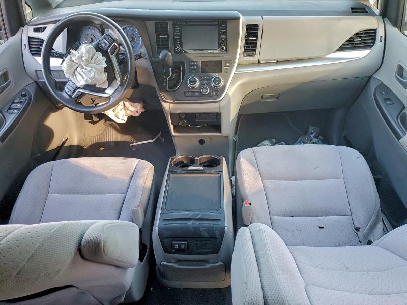 Photo 8 from auction – 2020 TOYOTA SIENNA with VIN 5TDKZ3DC0LS081149