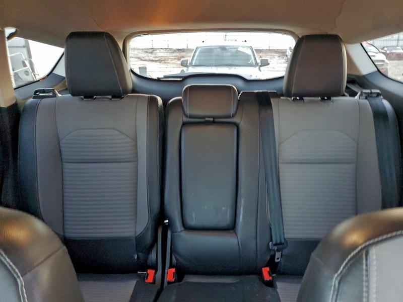 Photo 10 from auction – 2017 FORD ESCAPE SE with VIN 1FMCU0GD1HUC10374