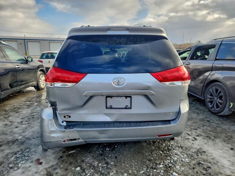 Photo 6 from auction – 2013 TOYOTA SIENNA LE with VIN 5TDKK3DC4DS393934