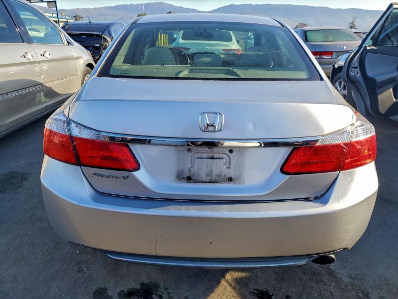 Photo 6 from auction – 2014 HONDA ACCORD EX with VIN 1HGCR2F71EA045616