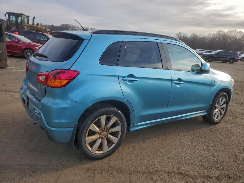 Photo 3 from auction – 2012 MITSUBISHI OUTLANDER with VIN JA4AR4AU3CZ011040