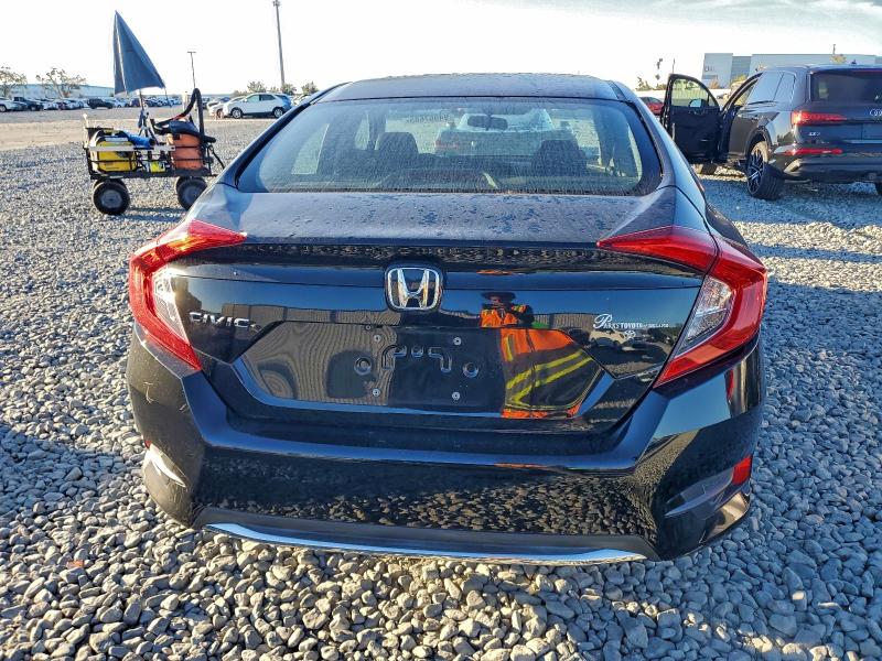 Photo 6 from auction – 2019 HONDA CIVIC LX with VIN 2HGFC2F63KH515714
