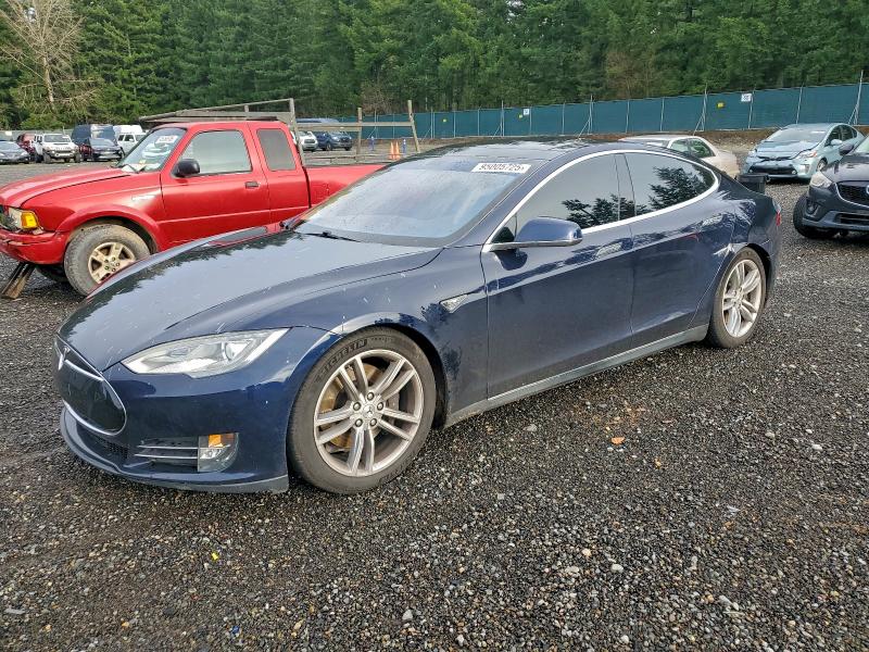 TESLA MODEL S 2013 with VIN 5YJSA1AG7DFP09555 - Photo from auction
