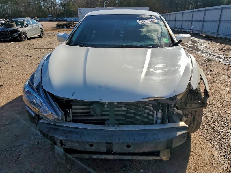 Photo 5 from auction – 2017 NISSAN ALTIMA 2.5 with VIN 1N4AL3APXHC155194