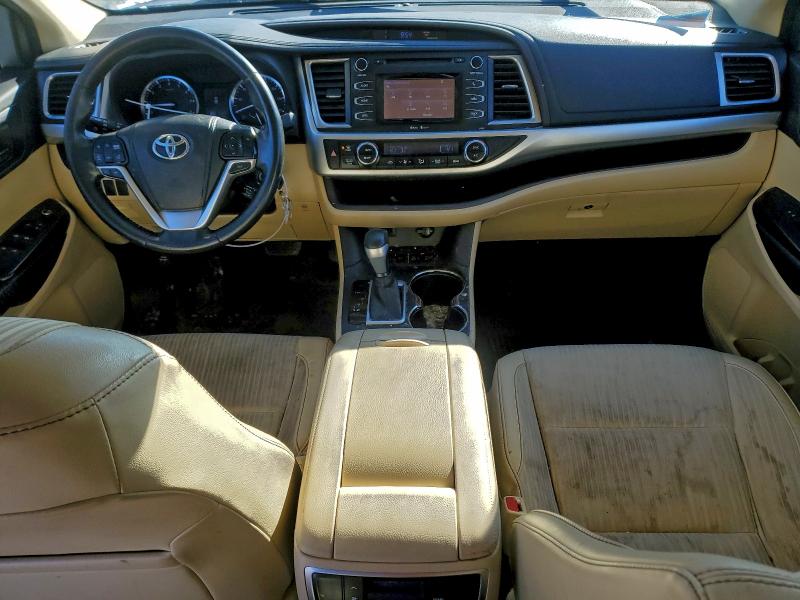 Photo 8 from auction – 2014 TOYOTA HIGHLANDER with VIN 5TDBKRFH0ES045108