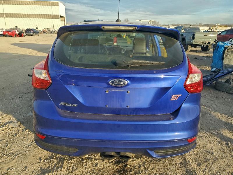 Photo 6 from auction – 2013 FORD FOCUS ST with VIN 1FADP3L90DL191809