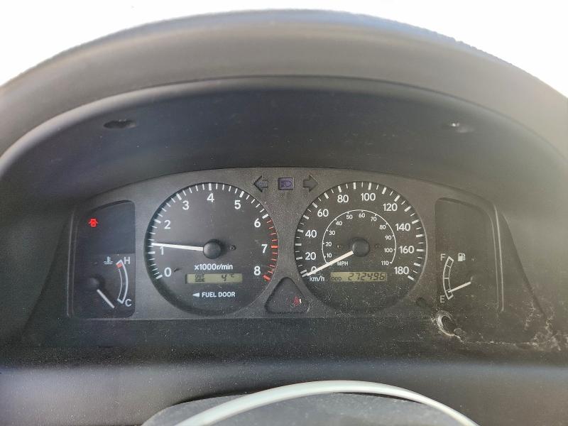 Photo 9 from auction – 2001 TOYOTA COROLLA CE with VIN 2T1BR12E01C854572