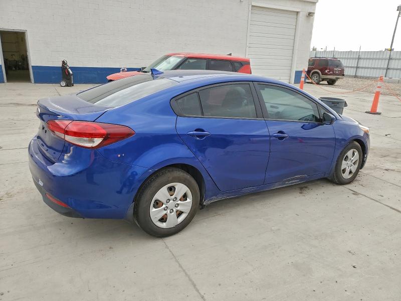 Photo 3 from auction – 2017 KIA FORTE LX with VIN 3KPFL4A76HE096854