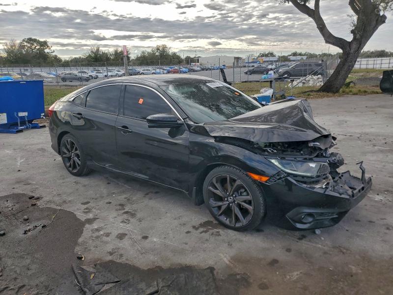 Photo 4 from auction – 2016 HONDA CIVIC EX with VIN 19XFC1F39GE037395