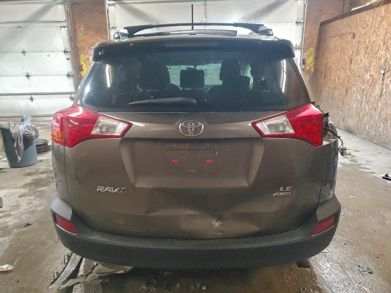 Photo 6 from auction – 2013 TOYOTA RAV4 LE with VIN JTMBFREV7DD016372