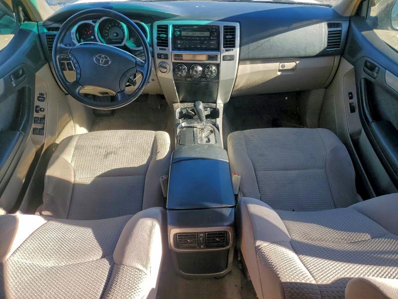 Photo 8 from auction – 2004 TOYOTA 4RUNNER SR with VIN JTEBU14R948011884