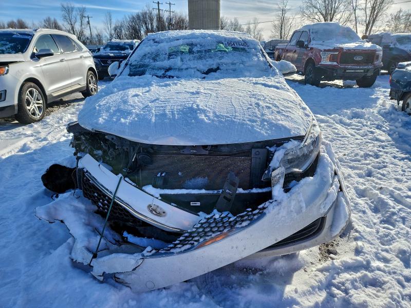 Photo 5 from auction – 2016 KIA OPTIMA with VIN KNAGT4L38G5085764
