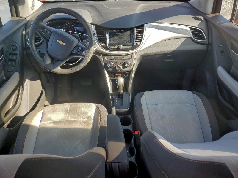 Photo 8 from auction – 2018 CHEVROLET TRAX 1LT with VIN 3GNCJLSB9JL330032