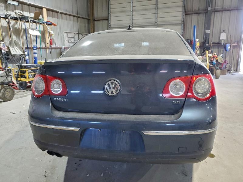 Photo 6 from auction – 2008 VOLKSWAGEN PASSAT VR6 with VIN WVWCU73C48E048003