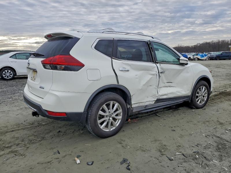 Photo 3 from auction – 2020 NISSAN ROGUE with VIN JN8AT2MT0LW015924