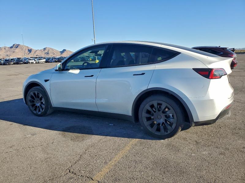 Photo 2 from auction – 2024 TESLA MODEL Y with VIN 7SAYGDEE1RF149819