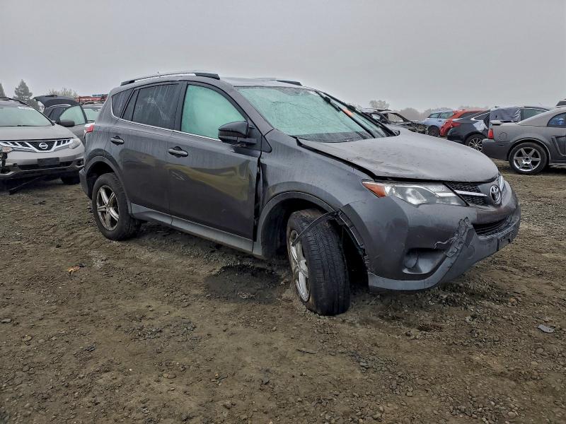 Photo 4 from auction – 2015 TOYOTA RAV4 LE with VIN 2T3ZFREVXFW137546