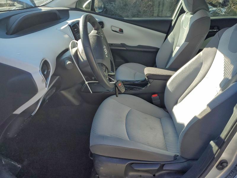 Photo 7 from auction – 2021 TOYOTA PRIUS PRIM with VIN JTDKAMFP4M3175941