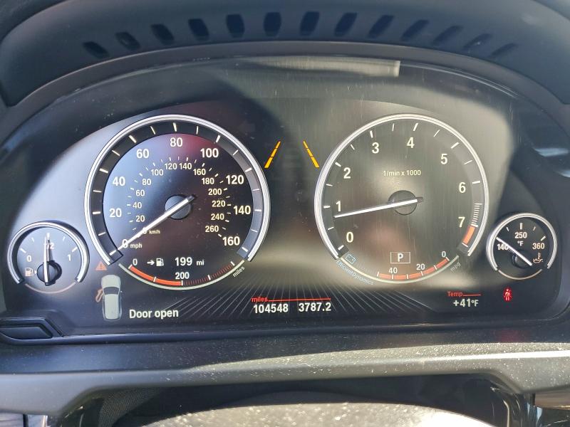 Photo 9 from auction – 2014 BMW X5 XDRIVE5 with VIN 5UXKR6C53E0C03496