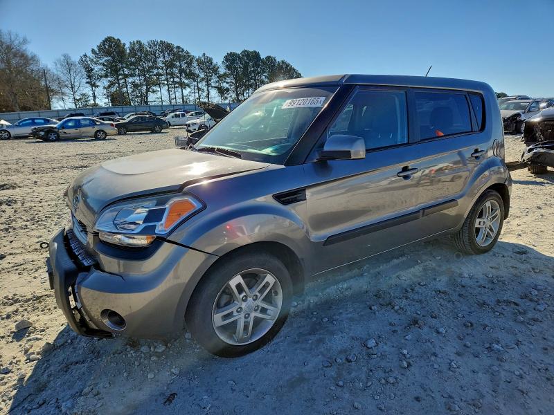 KIA SOUL + 2011 with VIN KNDJT2A25B7238704 - Photo from auction