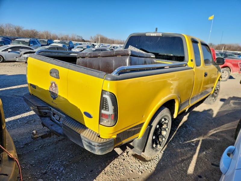 Photo 3 from auction – 2002 FORD F150 with VIN 1FTRX18L52KC81307