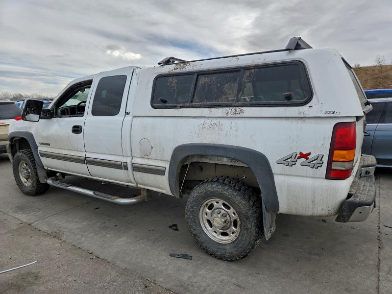 Photo 2 from auction – 2002 CHEVROLET SILVERADO with VIN 1GCHK29U82E161720