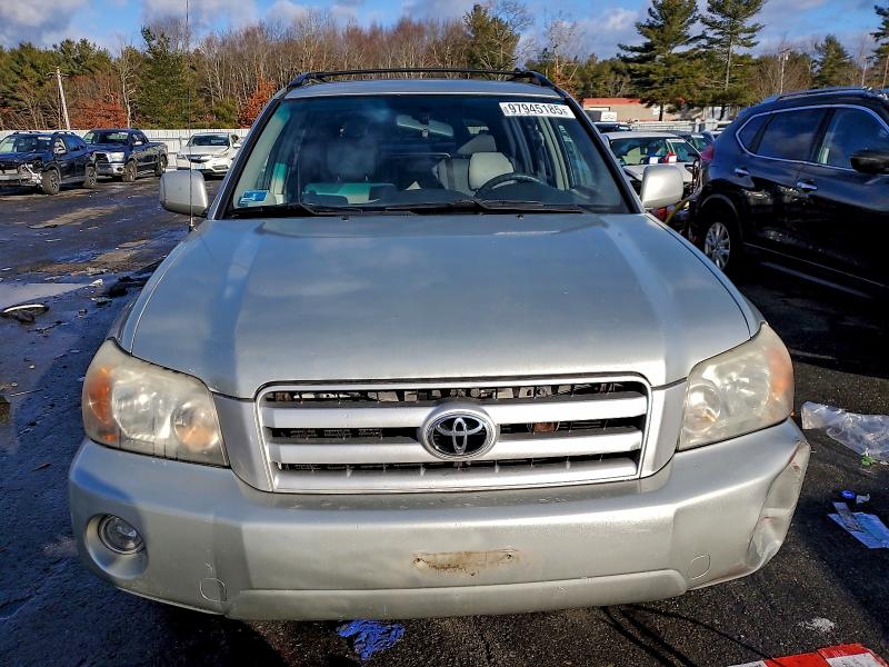 Photo 5 from auction – 2004 TOYOTA HIGHLANDER with VIN JTEEP21A340046153