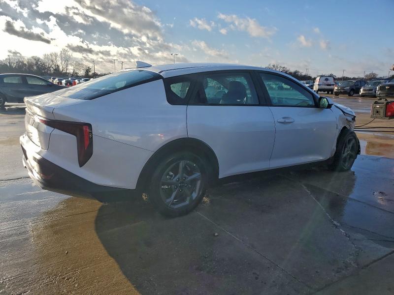 Photo 3 from auction – 2025 KIA K4 with VIN 3KPFT4DE1SE064301