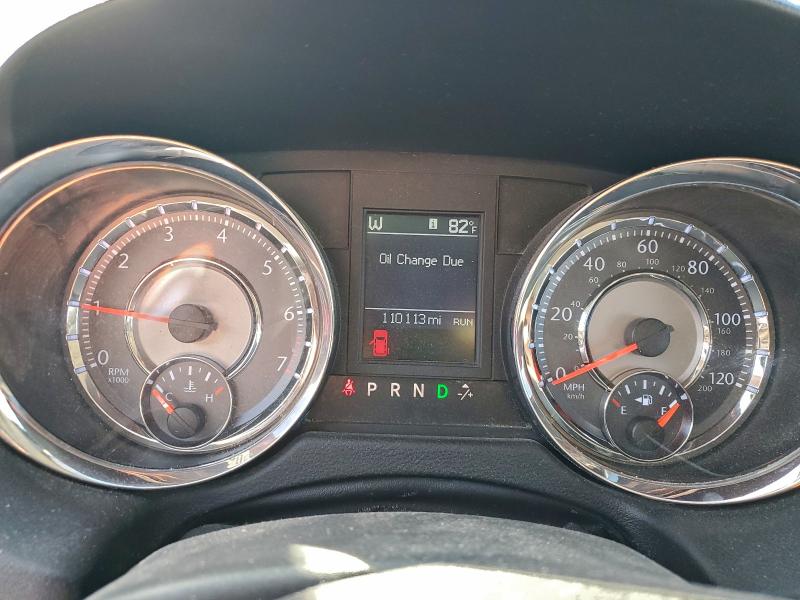 Photo 9 from auction – 2011 CHRYSLER TOWN & COU with VIN 2A4RR8DG0BR630817