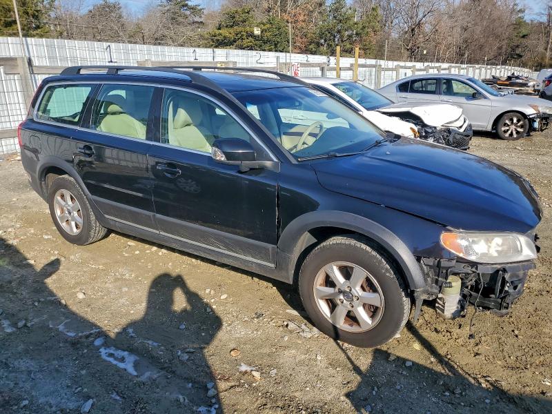 Photo 4 from auction – 2011 VOLVO XC70 3.2 with VIN YV4952BL6B1113358