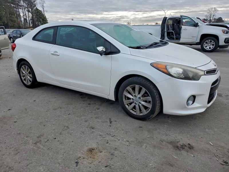 Photo 4 from auction – 2014 KIA FORTE EX with VIN KNAFX6A85E5161884