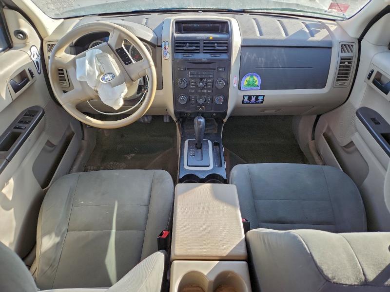 Photo 8 from auction – 2012 FORD ESCAPE XLS with VIN 1FMCU0C75CKC81680
