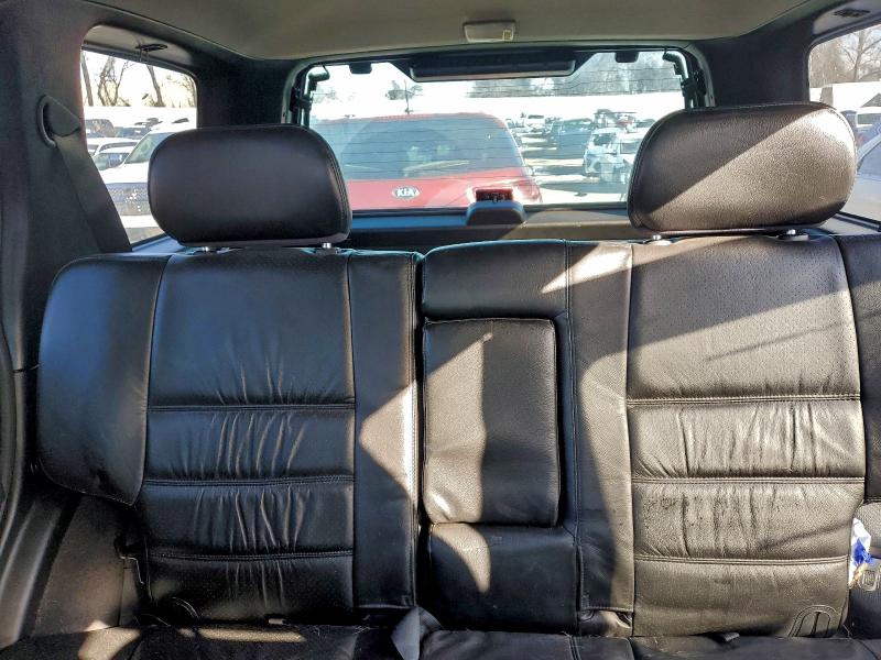 Photo 10 from auction – 2002 NISSAN PATHFINDER with VIN JN8DR09YX2W746217