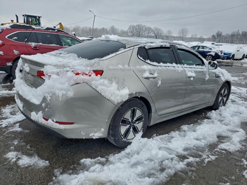Photo 3 from auction – 2013 KIA OPTIMA HYB with VIN KNAGM4ADXD5040054