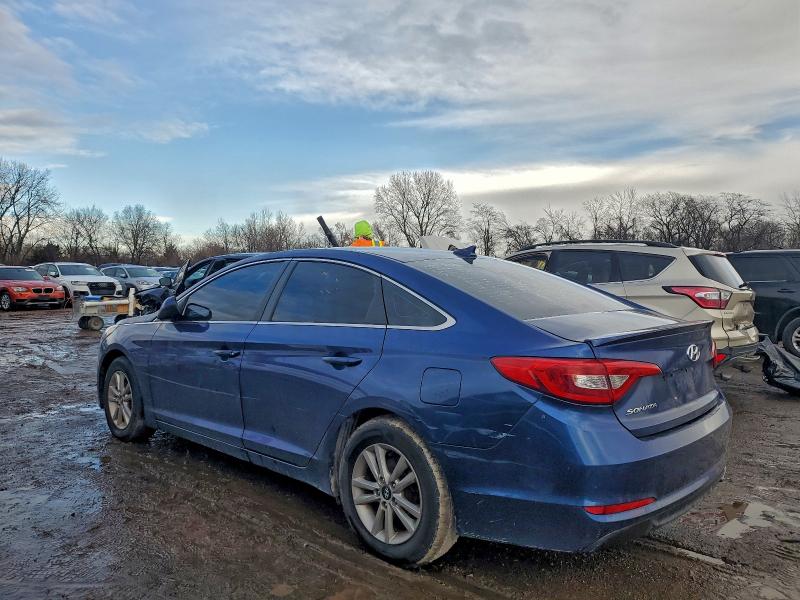 Photo 2 from auction – 2016 HYUNDAI SONATA SE with VIN 5NPE24AF9GH368135