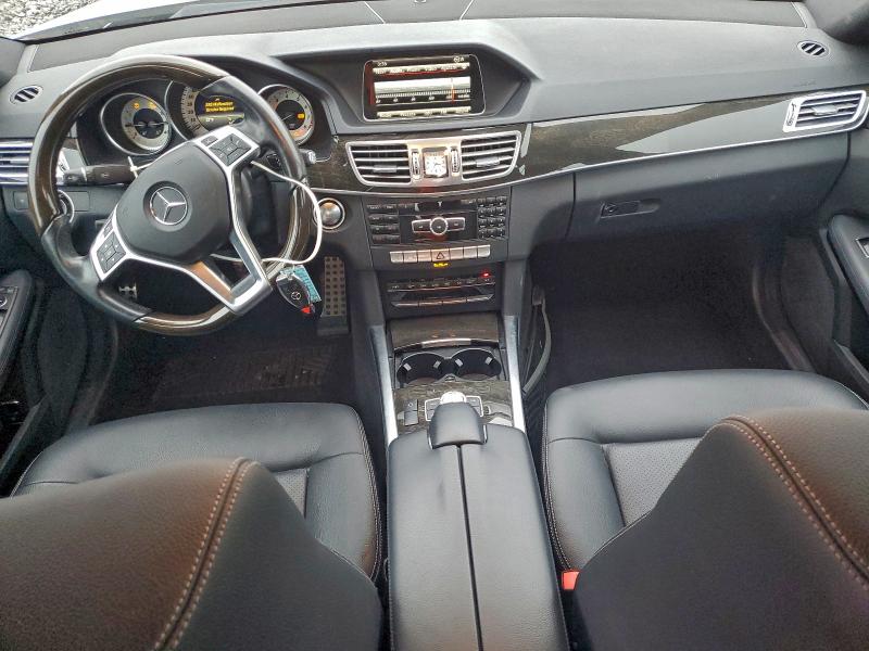 Photo 8 from auction – 2015 MERCEDES-BENZ E 350 with VIN WDDHF5KB6FB085880