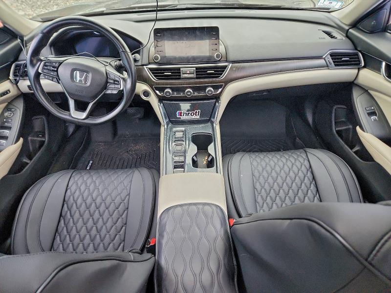 Photo 8 from auction – 2018 HONDA ACCORD with VIN 1HGCV2F62JA024383